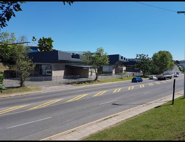 3,878M² FACTORY TO LET IN NEW GERMANY
